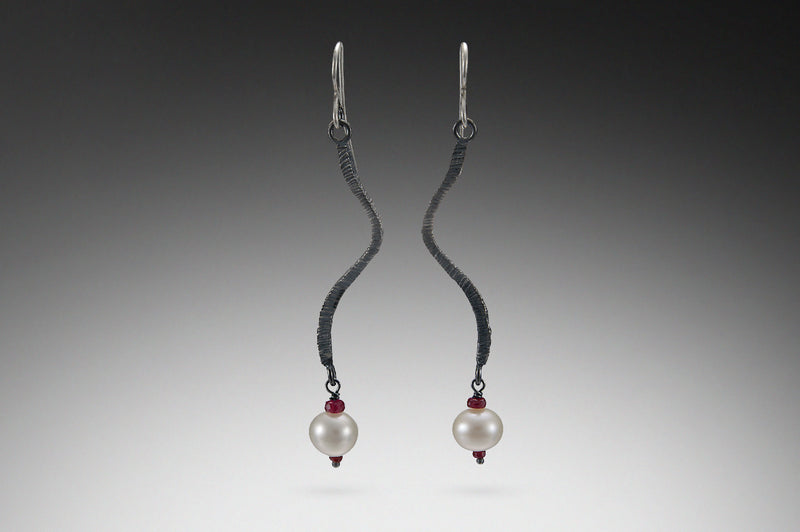 Long Wavy Dig Earring with Rubies And Pearl