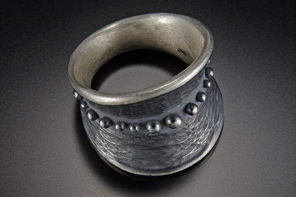 Bumpy Belted Tapered Ring