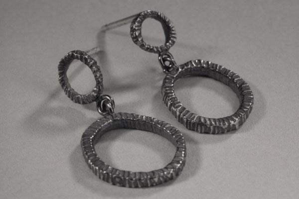 Small Double Ring Dig Earring